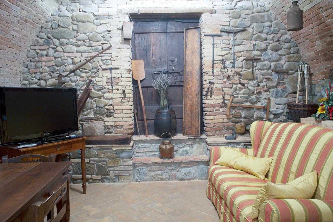 신기아노 Residenza Storica Casale Pozzuolo 빌라 외부 사진